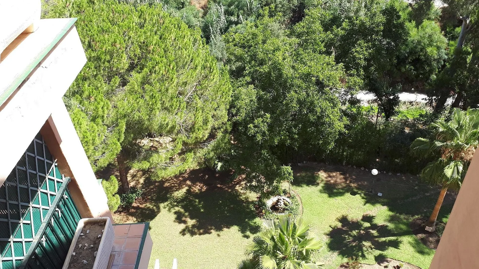 Apartment With 2 Bedrooms In Fuengirola, With Pool Access And Furnishe